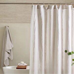 QUINCE Linen Shower Curtain Light Gray